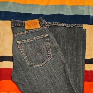 Vintage Levi's 559 Men's Blue Denim Jeans - Classic Straight Fit